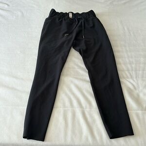 Black LULULEMON elastic waistband pants